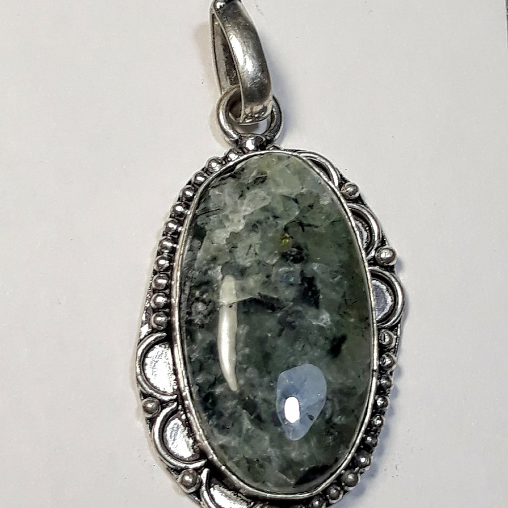 Dentritc Agate cabochon - Picture 4 of 7
